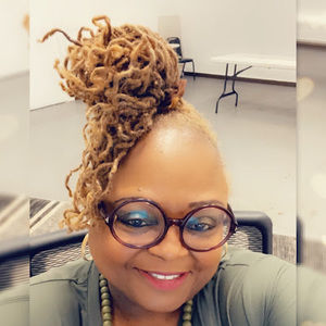 Meet your Posher, Paula